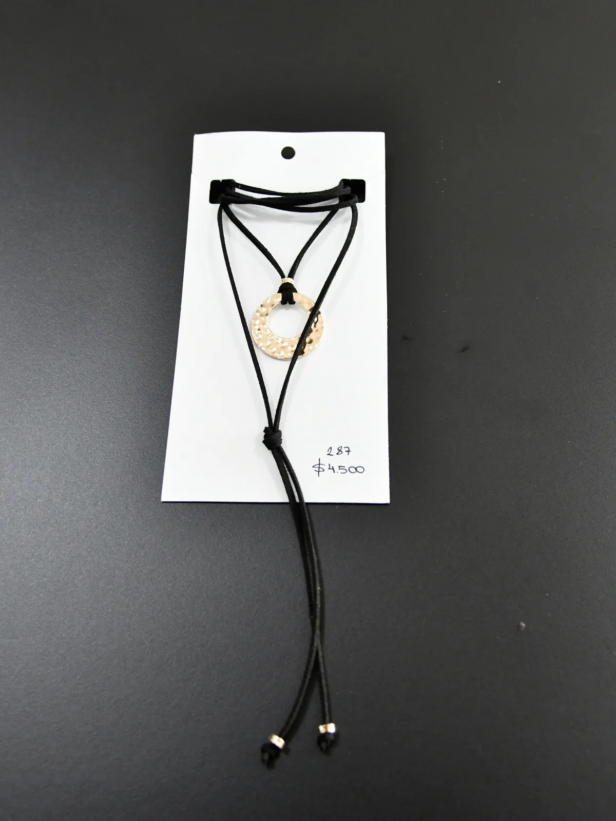 Chocker circulo de BLUSH